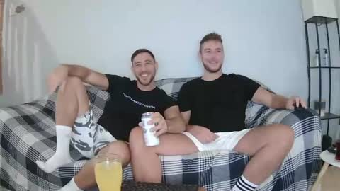 Snapshot of englishladxxx chatting on 07/18/26, 04:11 Englishladxxx online show from 07/18/26, 04:11