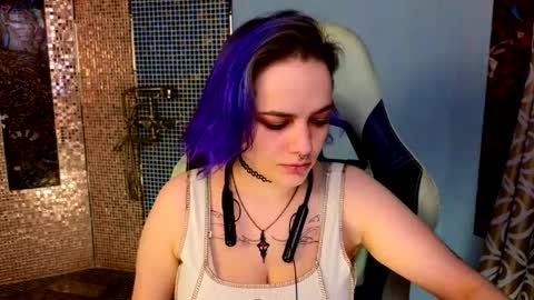 enifery online show from 11/30/25, 01:04