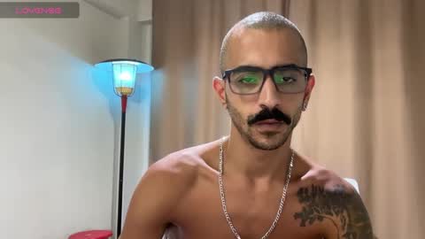 Luke online show from 01/10/25, 12:17