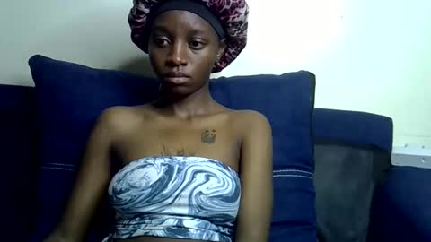 enkarxx online show from 02/18/26, 01:01