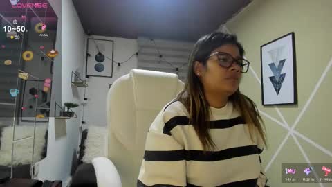 Snapshot of enma_clark chatting on 10/27/25, 03:54 Enma clark online show from 10/27/25, 03:54