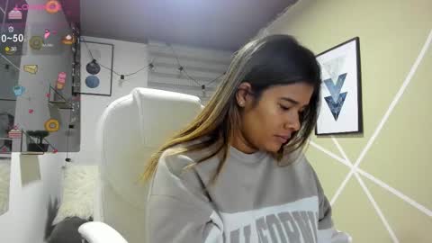 Snapshot of enma_clark chatting on 11/10/25, 02:32 Enma clark online show from 11/10/25, 02:32