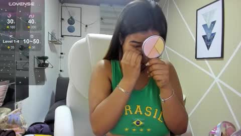 Snapshot of enma_clark chatting on 11/19/25, 04:12 Enma clark online show from 11/19/25, 04:12