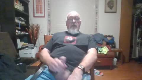 Snapshot of enough57 chatting on 12/04/25, 01:15 enough57 online show from 12/04/25, 01:15