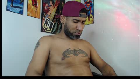 Snapshot of enriblack92 chatting on 02/08/25, 03:52 enriblack92 online show from 02/08/25, 03:52