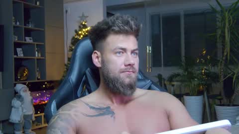 Erik online show from 12/30/24, 10:45