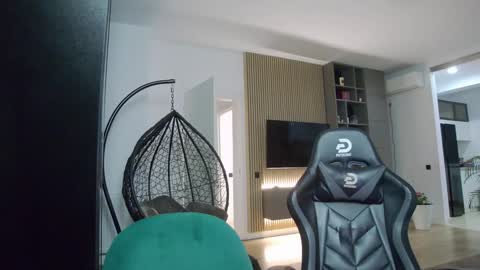 Erik online show from 01/08/25, 11:30