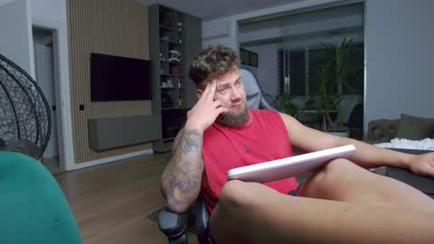 Erik online show from 01/28/25, 08:26