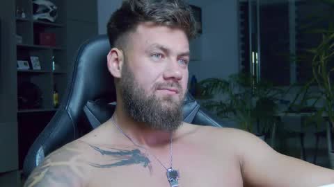 Erik online show from 03/10/25, 09:29