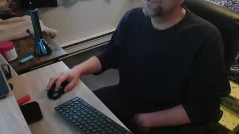 Enthusiest online show from 10/24/25, 04:58