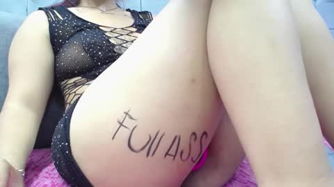 Snapshot of eny_dirty chatting on 01/28/25, 03:57 Enny Dirty online show from 01/28/25, 03:57