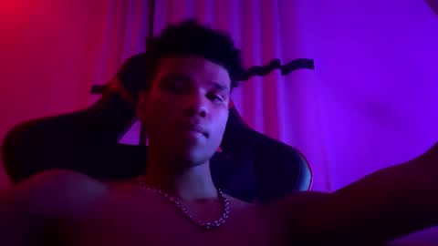 Snapshot of enzo97kat chatting on 12/25/24, 05:58 enzo97kat online show from 12/25/24, 05:58