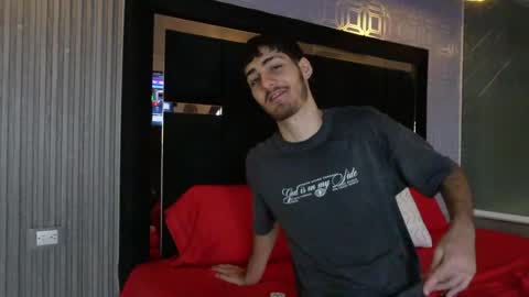 Snapshot of enzo_crown chatting on 03/31/26, 08:20 Enzo online show from 03/31/26, 08:20