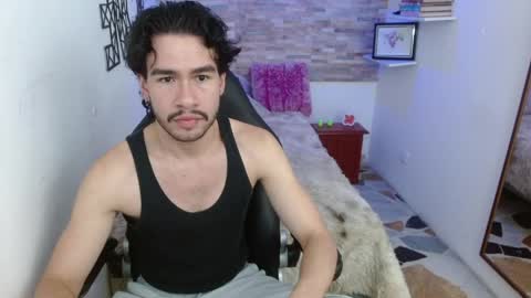 Enzo online show from 03/28/26, 01:43