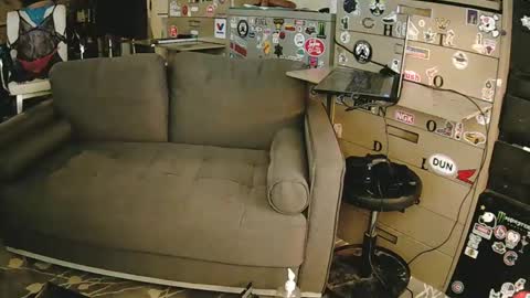 enzosolo12 online show from 01/01/25, 10:11