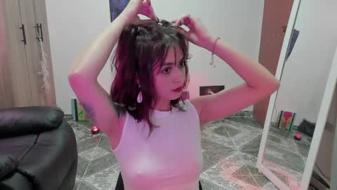 Leyla online show from 04/10/26, 03:50