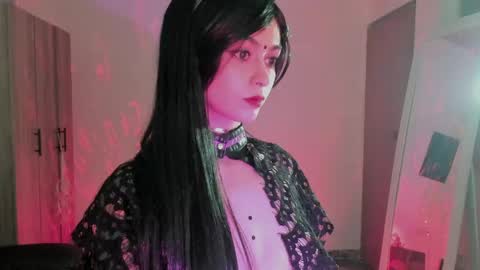 Leyla online show from 04/11/26, 11:42