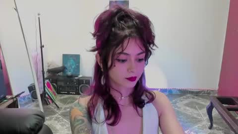Snapshot of ephemeral_hot chatting on 07/11/26, 09:05 Leyla online show from 07/11/26, 09:05