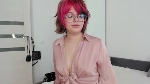 Snapshot of erapody chatting on 06/23/26, 06:22 Venice online show from 06/23/26, 06:22