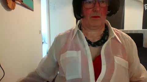 ErBee62 online show from 04/20/26, 01:36