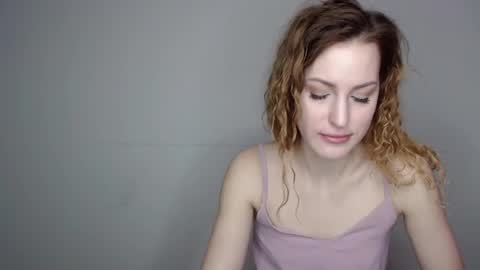 Erdbeeren mit Sahne online show from 12/09/24, 06:01