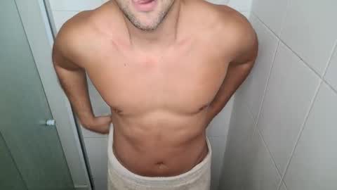 Snapshot of erectuspintus chatting on 10/03/25, 11:40 erectuspintus online show from 10/03/25, 11:40