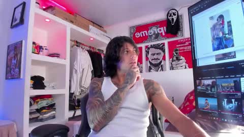 Tht BOSS Eren online show from 10/29/25, 08:54