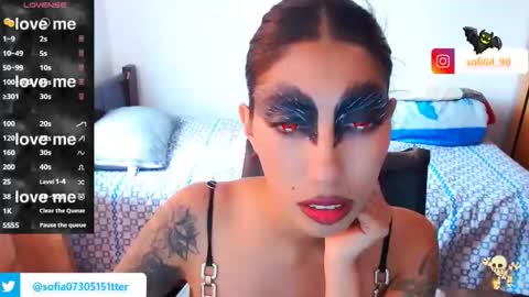 sofia online show from 11/12/25, 07:57