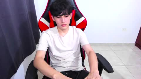 eren_tatakae online show from 01/05/25, 01:03