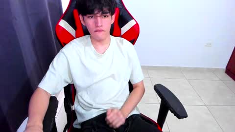 eren_tatakae online show from 01/19/25, 03:42