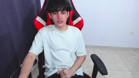 eren_tatakae online show from 01/23/25, 11:58