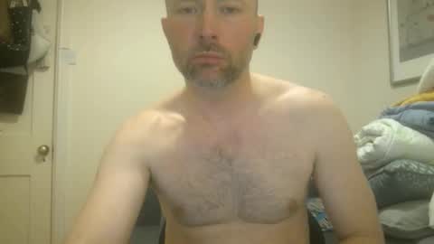 eric334418 online show from 02/10/25, 02:26