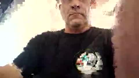 Snapshot of eric4698523103 chatting on 04/16/26, 09:50 eric4698523103 online show from 04/16/26, 09:50