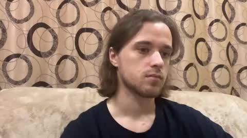 Snapshot of eric_blond chatting on 10/25/25, 03:07 Eric online show from 10/25/25, 03:07