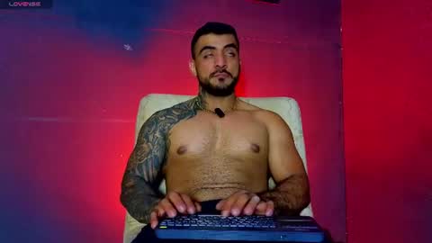 Snapshot of eric_harrison1 chatting on 06/18/26, 02:56 Brayan online show from 06/18/26, 02:56