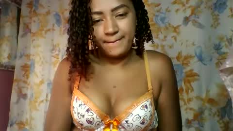 Snapshot of erica0586 chatting on 09/22/25, 07:54 erica0586 online show from 09/22/25, 07:54