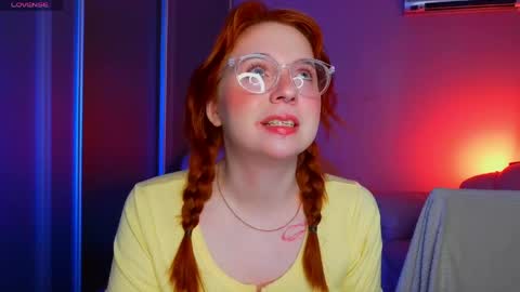 Snapshot of erica_nelson chatting on 06/08/26, 02:45 Erica 3 online show from 06/08/26, 02:45