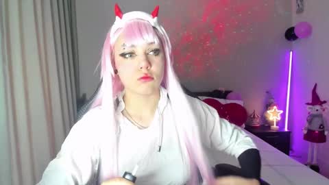 Snapshot of ericahoffman2 chatting on 12/18/24, 08:31 Erica online show from 12/18/24, 08:31