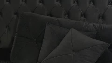 Erica online show from 12/11/24, 05:26