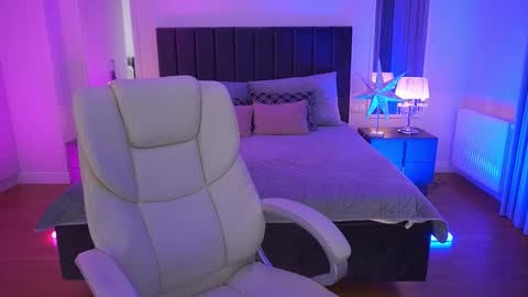 Erica online show from 03/11/26, 02:34