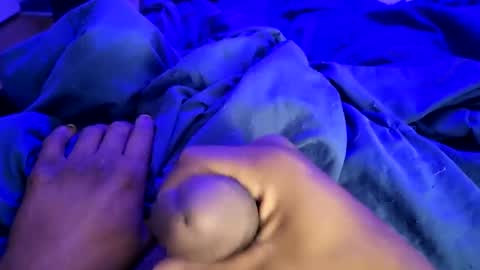 Snapshot of ericbishop1 chatting on 02/01/25, 10:37 EricBishop1 online show from 02/01/25, 10:37