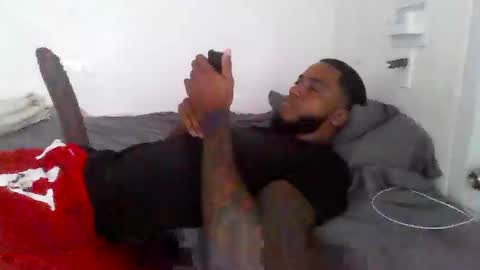 Snapshot of ericbuck chatting on 12/22/24, 02:38 Eric Buck online show from 12/22/24, 02:38