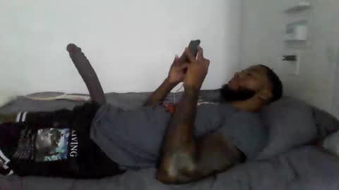 Snapshot of ericbuck chatting on 12/23/24, 05:00 Eric Buck online show from 12/23/24, 05:00