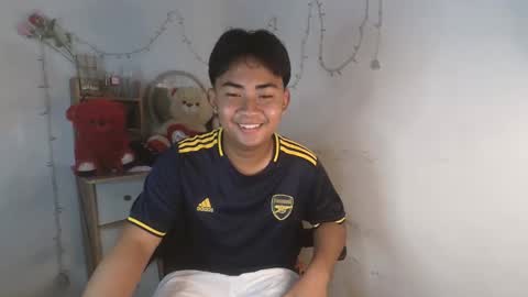 erick_cummer30 online show from 04/16/26, 06:14