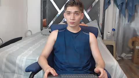 Snapshot of erick_de_rossee chatting on 01/14/25, 12:43 erick_de_rossee online show from 01/14/25, 12:43