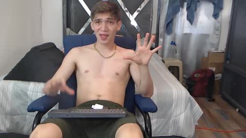 Snapshot of erick_de_rossee chatting on 01/23/25, 09:39 erick_de_rossee online show from 01/23/25, 09:39