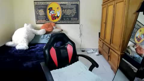 erick_de_rossee online show from 04/18/26, 07:58