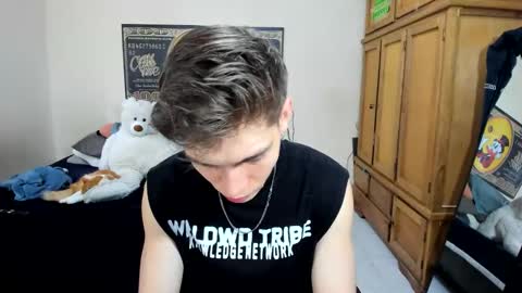 erick_de_rossee online show from 04/22/26, 07:26