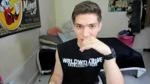 Snapshot of erick_de_rossee chatting on 07/30/26, 07:02 erick_de_rossee online show from 07/30/26, 07:02