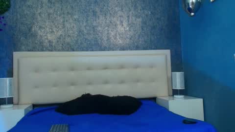   online show from 09/13/25, 03:17